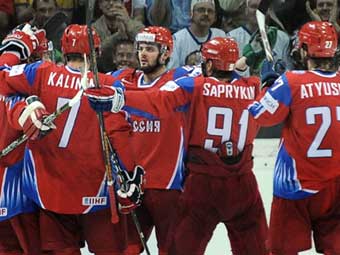 Сборная России по хоккею стала чемпионом мира второй год подряд