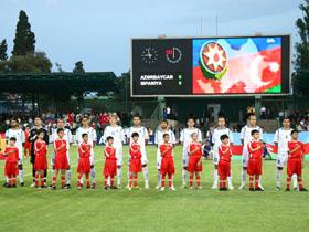 Сборная Азербайджана по футболу одержала победу над Чехией