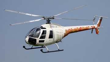 7 человек погибли в результате падения частного вертолета во Франции