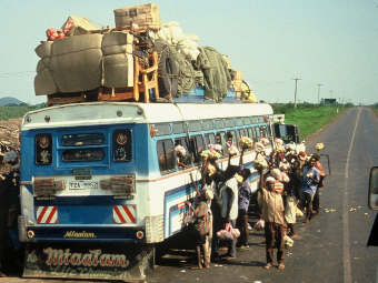 В аварии автобуса в Танзании погибли 33 человека