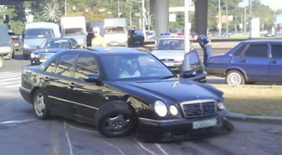 Тяжелое ДТП в Баку - 3 человека погибли, еще 2 ранены